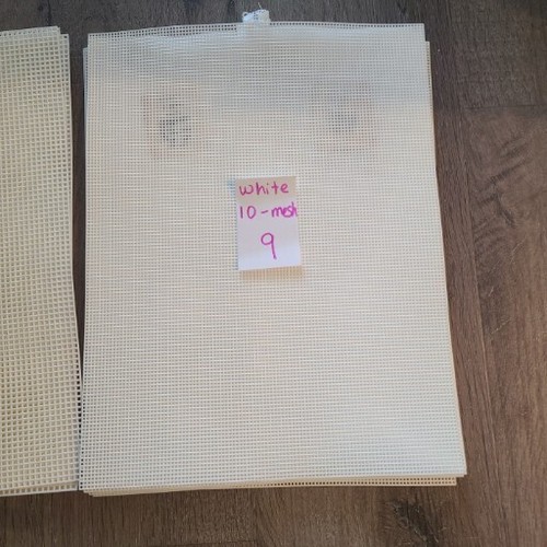 Lot of 50 Assorted Brand 7 &10 Mesh Plastic Canvas Clear White Ivory 10.5x13.5" - Picture 4 of 6