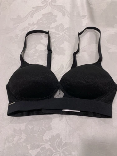 Chantelle Womens Black Colored Bra, Size S