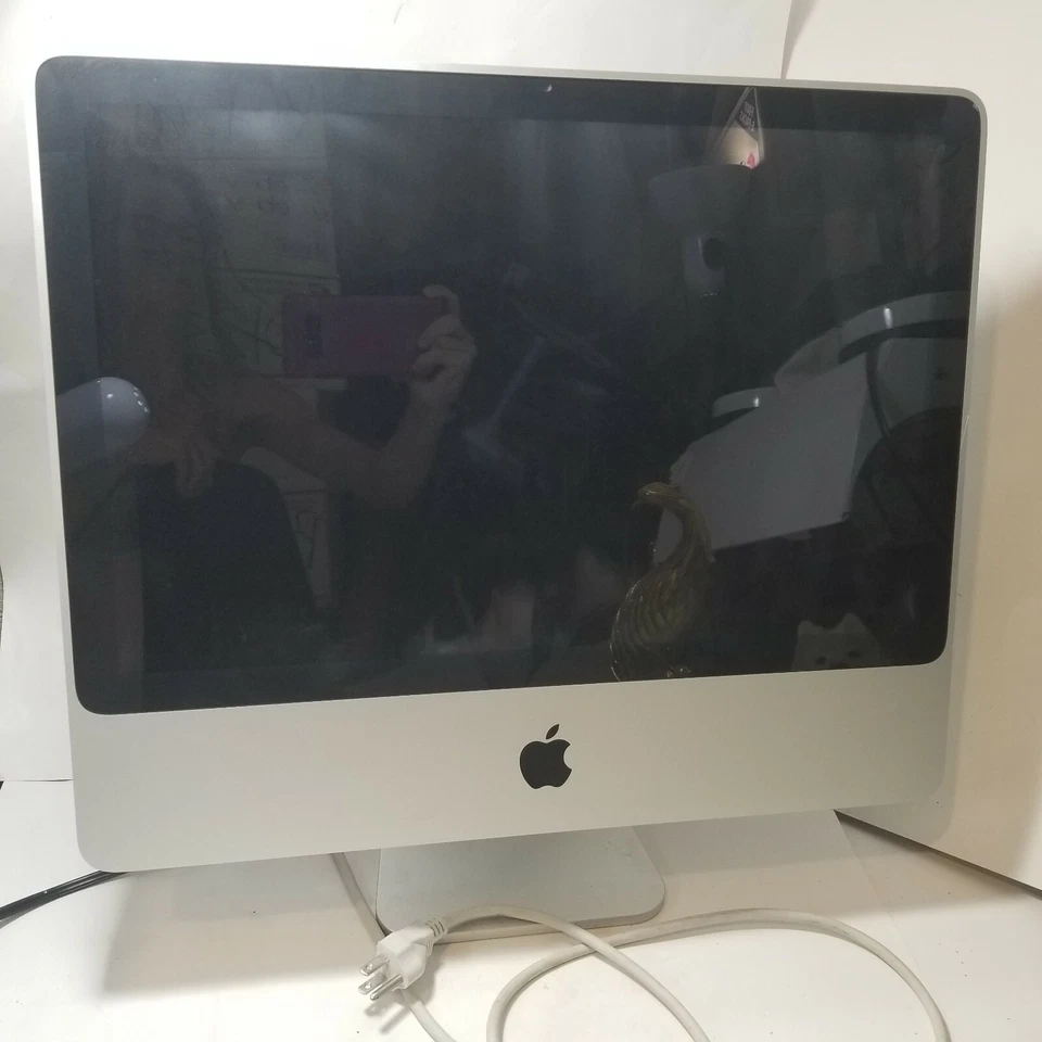 2007 Apple iMac 20" All-In-One Desktop Computer FOR PARTS AS IS - Image 2 of 4