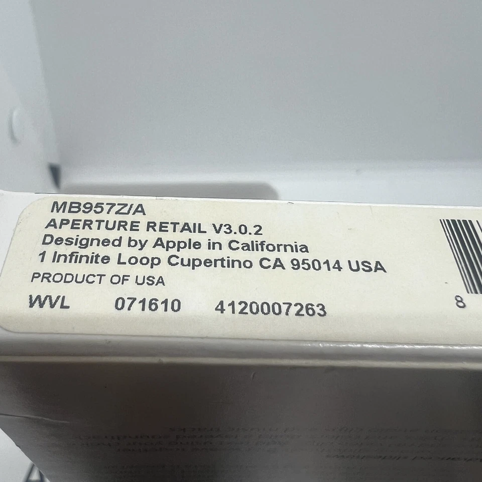 Apple Aperture v.3.0 Full Retail Version Still in Original Package/USED UNTESTED - Image 2 of 2