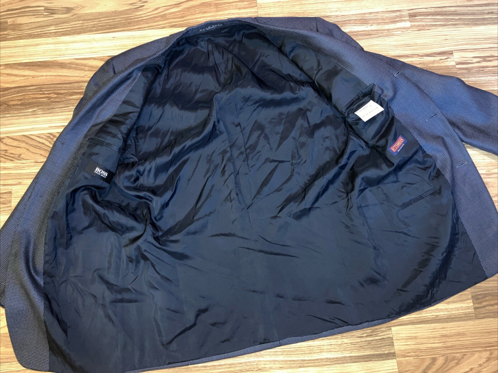 Hugo Boss Classic Wool Blazer Jacket Size 42L  E. Thomas Silk And Wool Navy Blue thumbnail 5