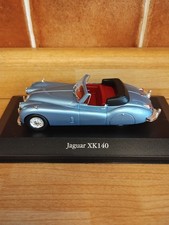 Modellino auto Atlas Editions scala 1/43 4641103 Jaguar XK140 blu 