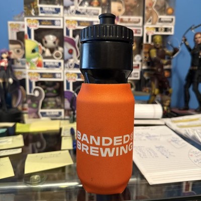 nice squeeze water bottle Banded Brewing Biddeford ME biking kayak