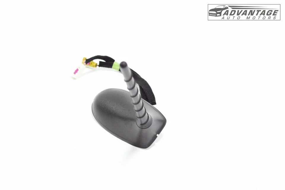 2016-2023 JEEP CHEROKEE REAR ROOF MOUNTED ANTENNA FIN SHARK & MAST CABLE OEM - Image 2 of 4