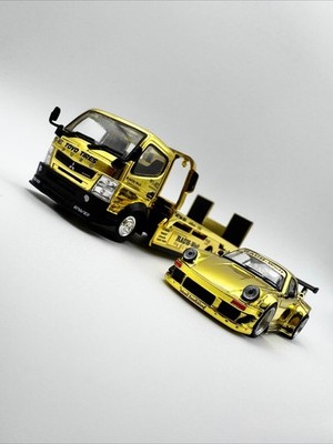 Pop Race XCartoys HEC Beijing 1/64 RWB 930 Gold Set Ltd 300 Truck