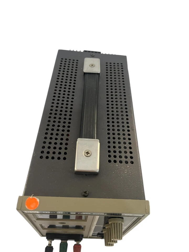 GW Instek GPR-3020 Laboratory DC Power Supply 0-30V 0-2A - Image 3 of 4