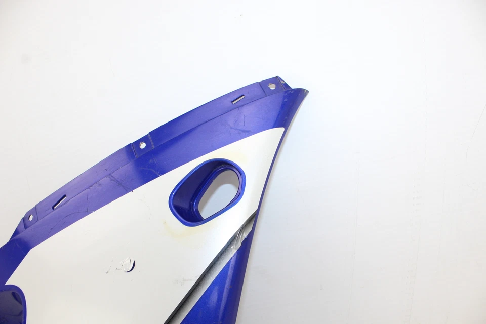1999 YAMAHA YZF R6 RIGHT LOWER MID UPPER SIDE FAIRING COWL  5EB-Y283V-20-P1 - Imagem 3 de 4