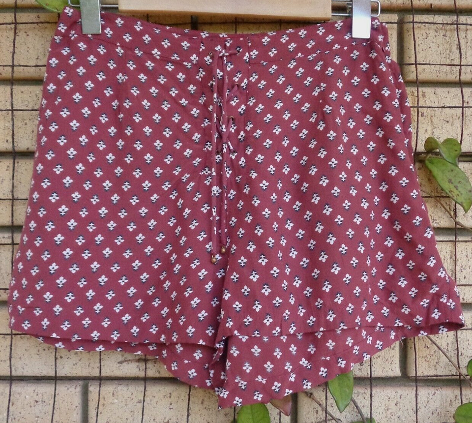 Tigerlily Maroon Print High Waisted Shorts Resized to Au 10