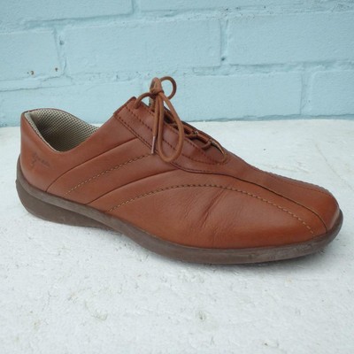 ecco leather trainers