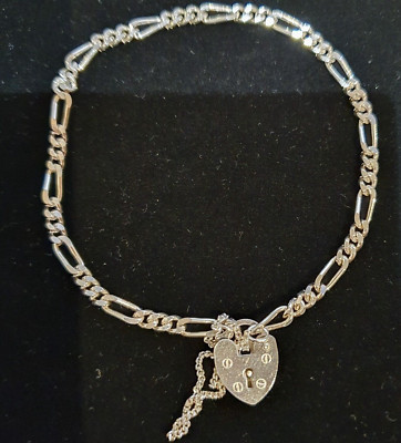 NEW Sterling Silver  Fine Figaro Pad Lock  Bracelet With  Safety Chain SS925