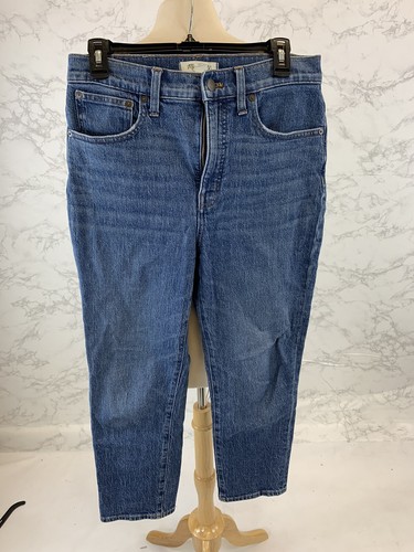 Madewell Classic Straight Jeans in 