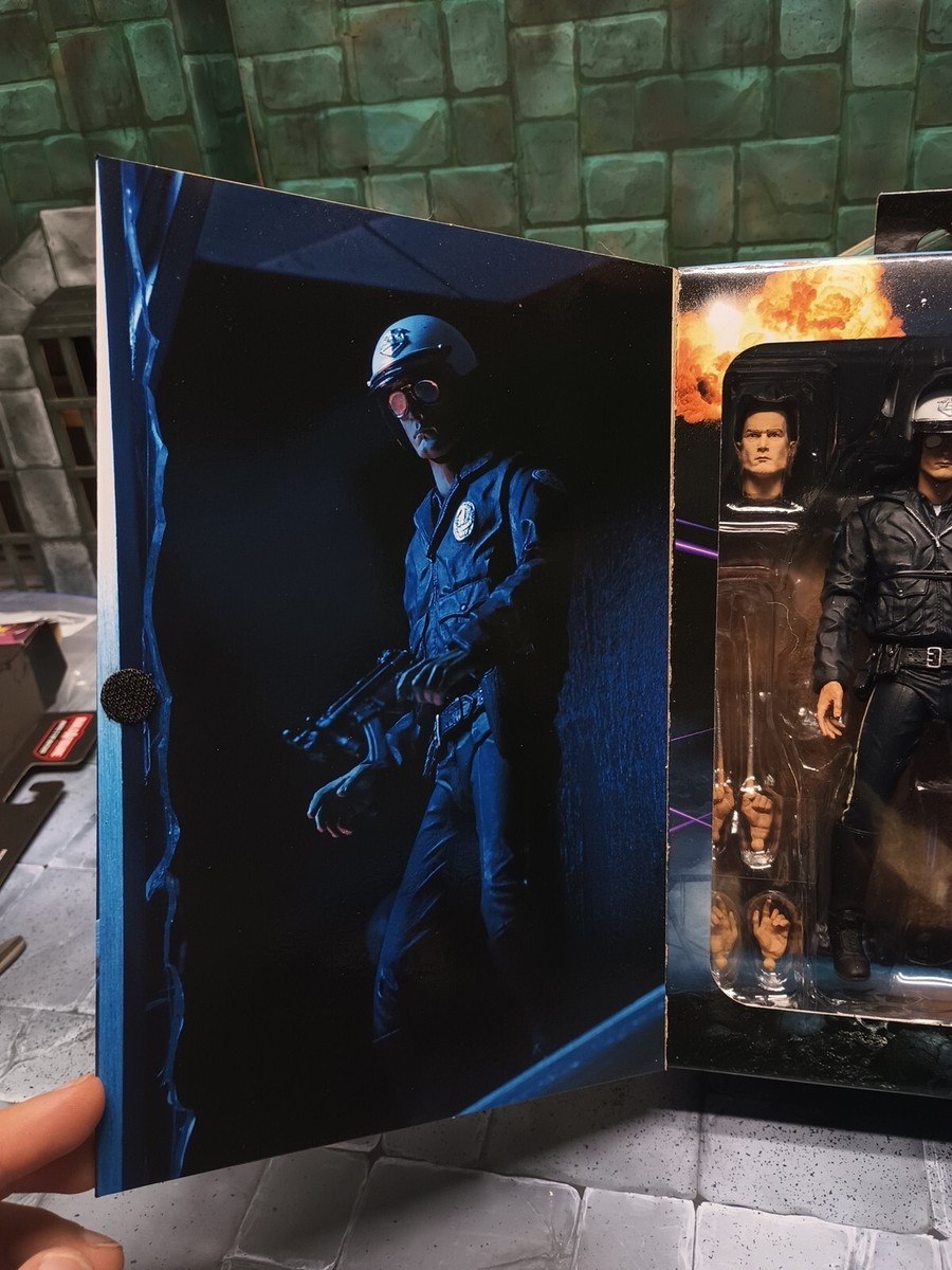 NECA Terminator 2 Collectible Ultimate T-1000 Motorcycle Cop