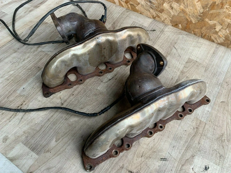 CABEZALES COLECTOR ESCAPE MOTOR PORSCHE CAYENNE OEM 03-06 V8 Foto 2 de 4