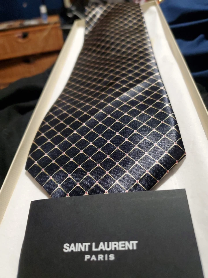 ysl corbata seda negra cuadros hombre Foto 2 de 4