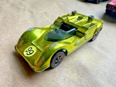 1968 Mattel Red Line Hot Wheels CHAPARRAL 2G RARE Lime Antifreeze