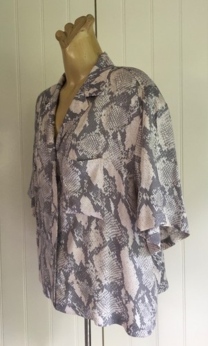 SHIRT Snakeskin Short sleeve TOP Pocket Collar Button down H&M Sz L Relaxed - Picture 5 of 7