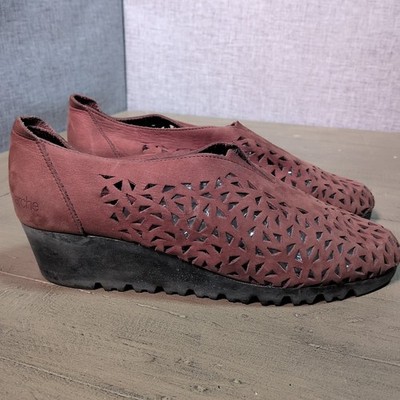 Arche Barazz Muse Nubukleder Perforiert Flats Schuhe EU 41 UK 7,5 Rot Massai