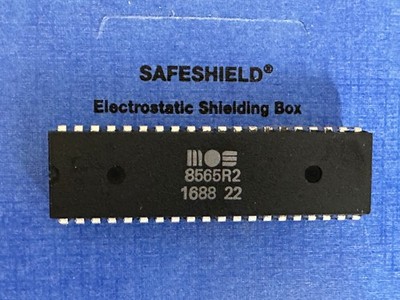 8565R2 CSG/MOS Video Chip IC VIC, Commodore C64 #16 88