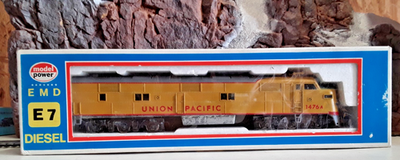 #ad #ad Model Power HO Scale Non Powered Union Pacific Diesel Locomotive 1476A AA 557 $15.98