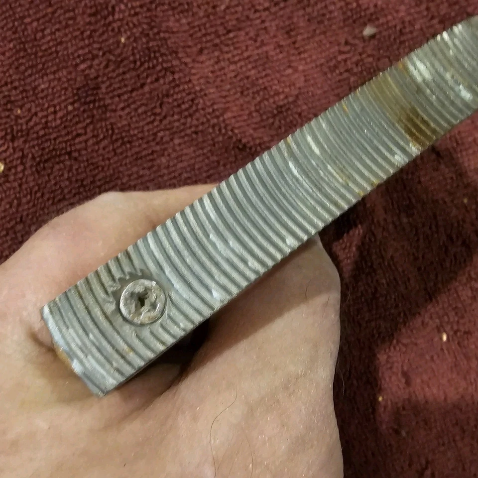 Heller Blue-Point BF-145 Wood Handle Curved Body File - Imagen 4 de 4