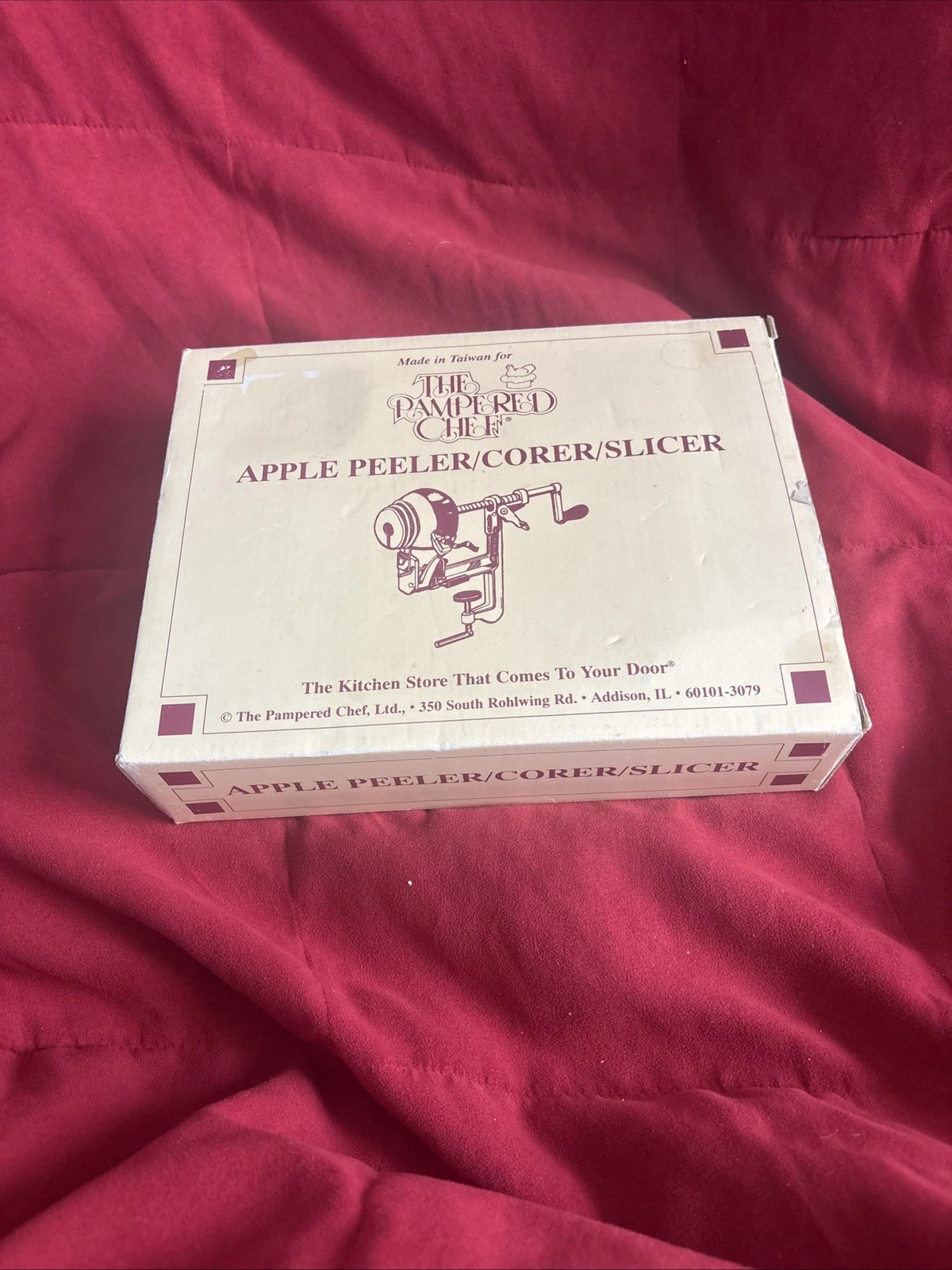 Vintage Pampered Chef Apple Peeler Corer Slicer in Original Box Used
Opens in a new window or tab
