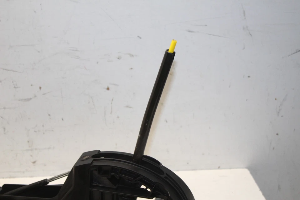 2003-2007 HUMMER H2 6.0 TRANSMISSION GEAR SHIFTER OEM - Image 3 of 4