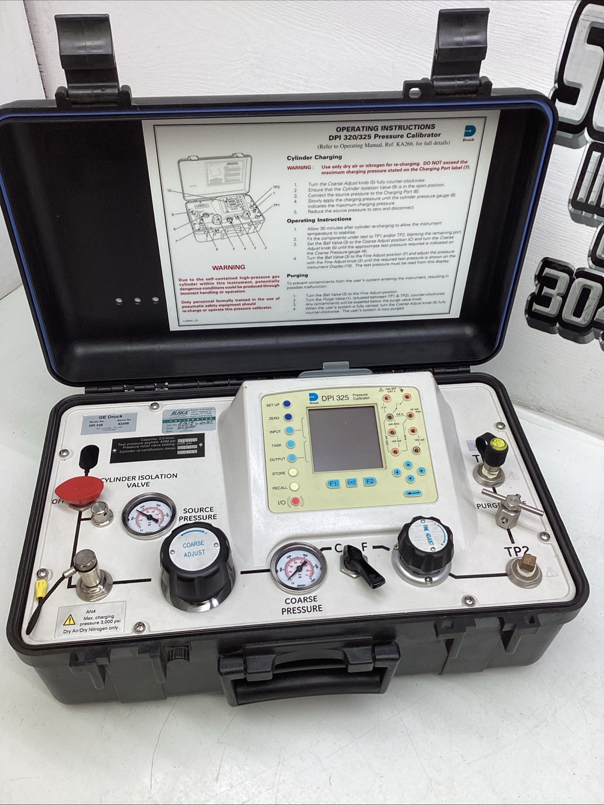 General Electric Druck Pressure Calibrator DPI 325