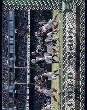 2018 Donruss Elite - Field Vision Derek Carr #FV-10 Green