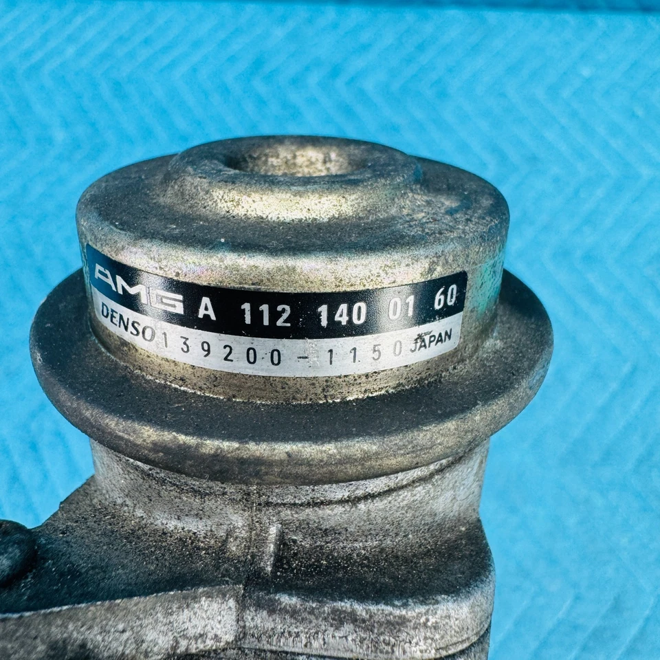 02-04 Mercedes-Benz C32AMG Motor Smog Bomba de Aire Válvula de Retención Izquierda OEM A1121400160 Foto 2 de 4