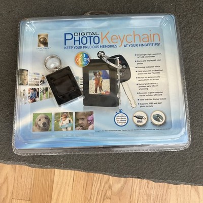 Digital Photo Keychain * Neat Item * (Innovage Products, 2007) Brand New Sealed!