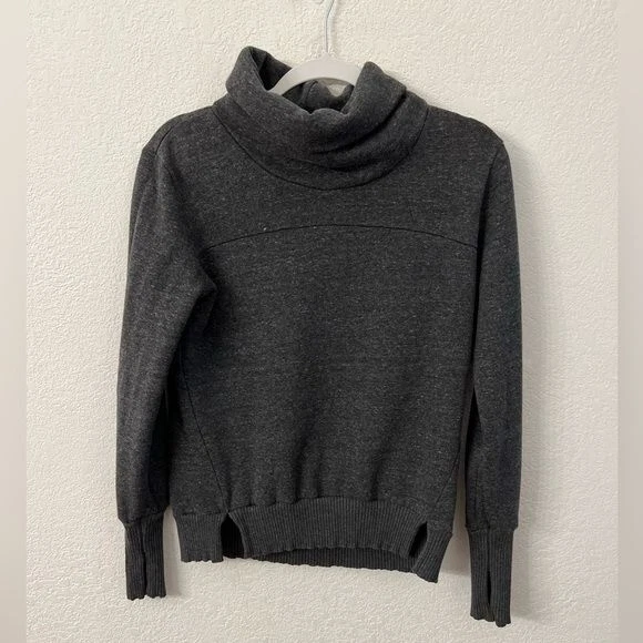 Alo haze hotsell turtleneck