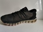 Foto 11 di 15
