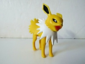 jolteon figure