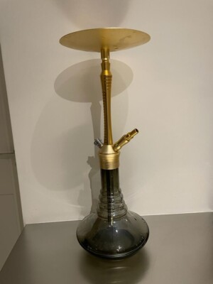 Shisha mit 2 Anschlüssen + 1 Schlauch und Mundstück
