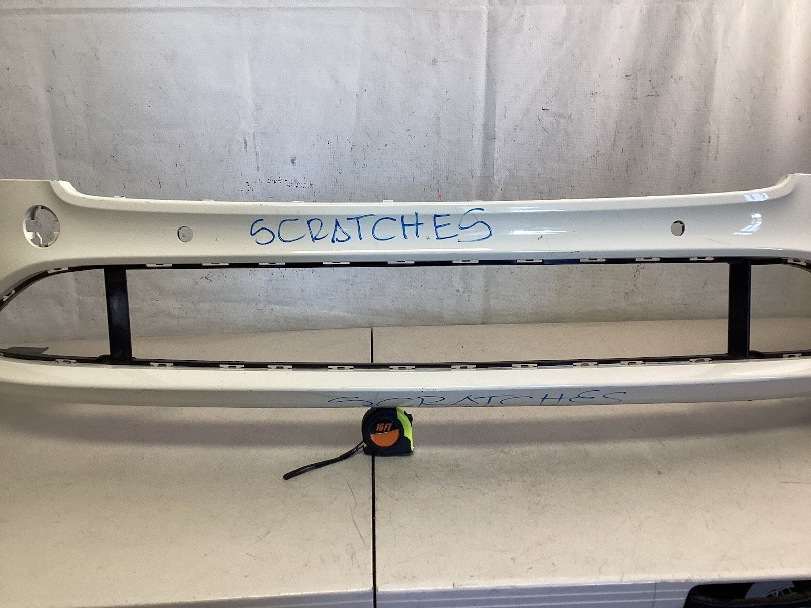 2020-2021-2022 BENTLEY GT GTC COUPE FRONT BUMPER COVER USED OEM 3SD 807 437