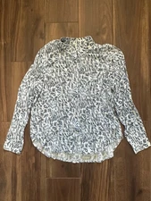 Rails Women's Long Sleeve Button Down Blouse Animal Print Casual Top Sz Large