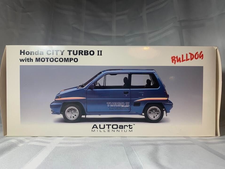 1/18 Autoart Honda City Turbo II With Motocompo Blue Limited 1/18 Autoart Honda City Turbo II With Motocompo Blue Limited