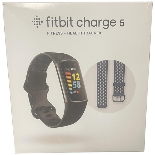 Fitbit Charge 5 Fitness Tracker Black/Graphite Stainless Steel OPEN