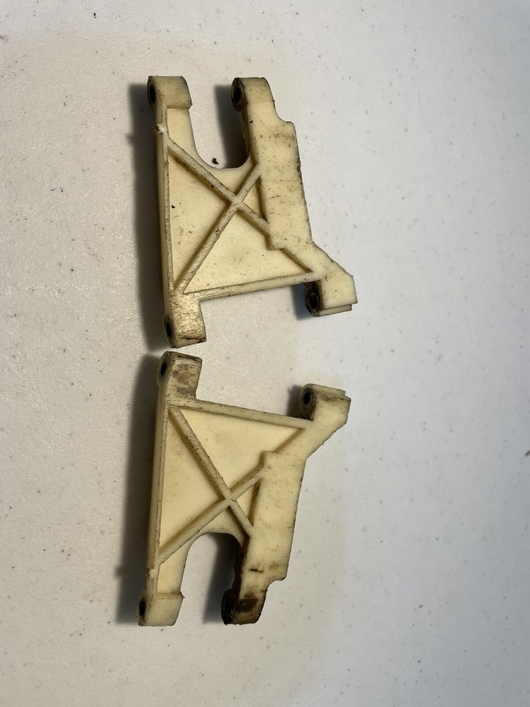 Team Associated  RC10 Gold Buggy Car Rear Arms
