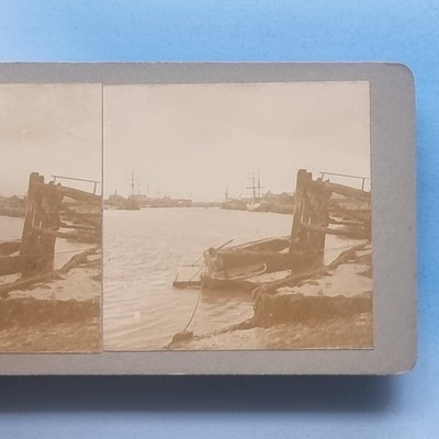 Stereoview Karte 3D Echtfoto um 1900 Littlehampton Sussex große Schiffe funktionieren Kai