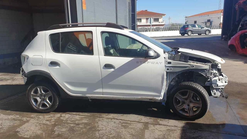 284429097R SENSOR DE APARCAMIENTO / 1057716 PARA DACIA SANDERO 0.9 TCE CAT - Imagen 3 de 4