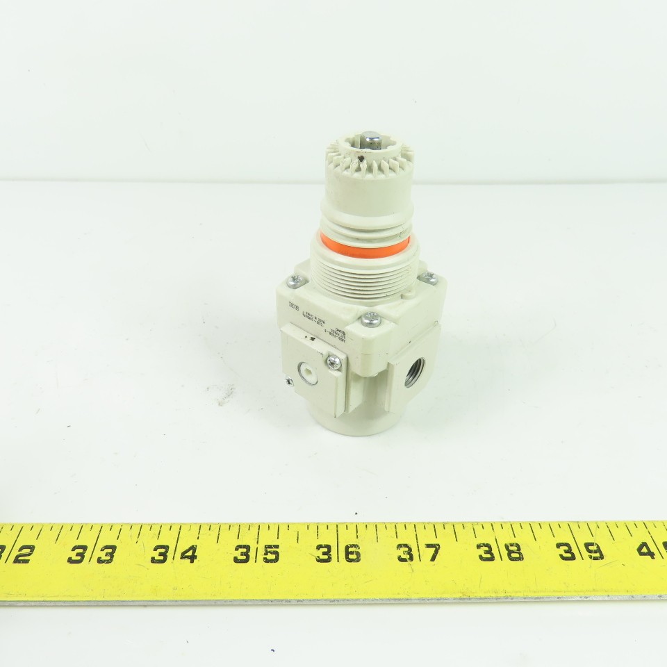 SMC AR30-F02B-B Pneumatic Regulator 0.05-0.85MPa 1/4" NPT