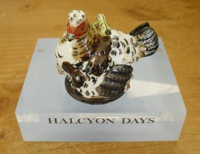 Halcyon Days/V&A Hen 18. Jh. Chelsea Porzellan inspiriert Bonbonniere - 2 1/2''