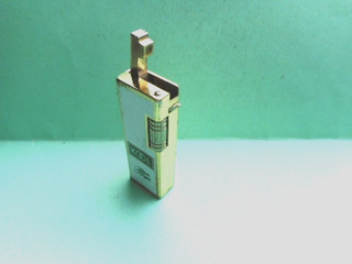 BRIQUET KOOL LIGHTER Feuerzeug 打火机 ACCENDINO léttari ljusare sytytin ENCENDEDOR