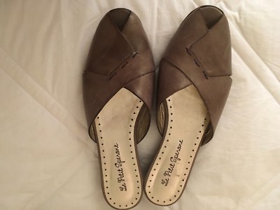 Le Petit Sperone leather olive slides 1/2'' Heel Size 36.5 Shoes Mint!