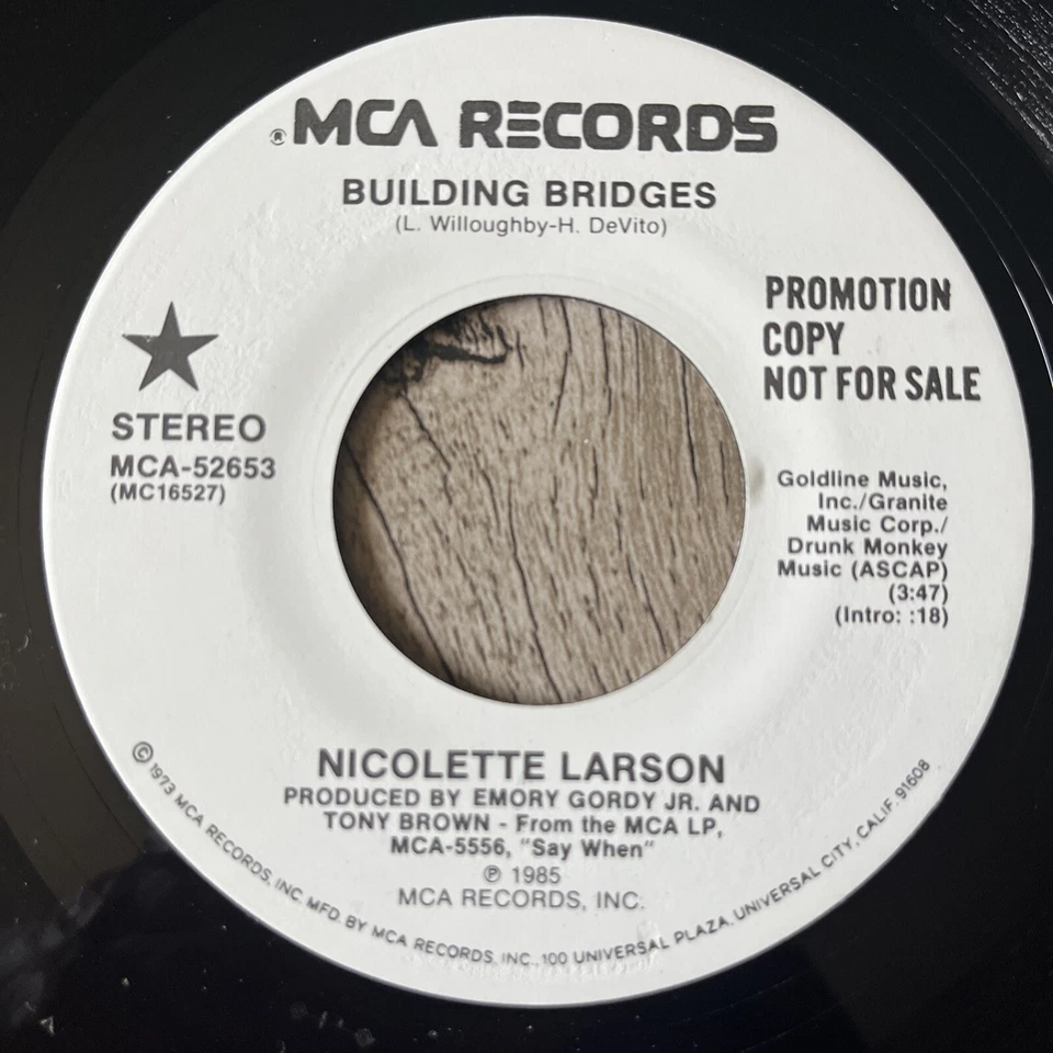 WHITE LABEL PROMOS - Nicolette Larson Singles VG+ MCA 80’s COUNTRY - Imagem 3 de 4