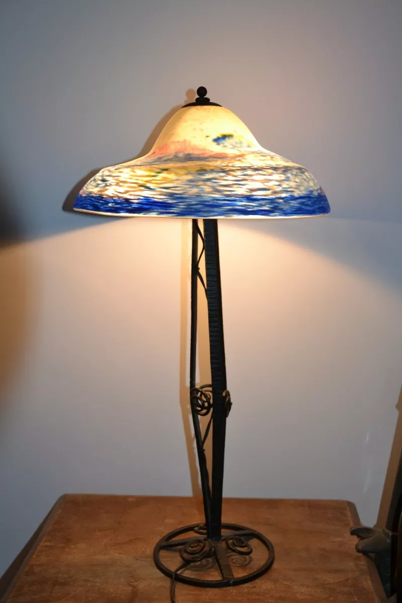 grande Lampe art déco fer forgé tulipe pâte de verre début XX eme