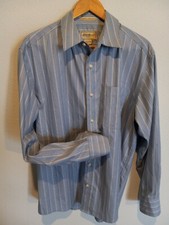EDDIE BAUER LS WRINKLE RESISTANT SZ M BLUE STRIPED 100 COTTON BUTTON DOWN SHIRT