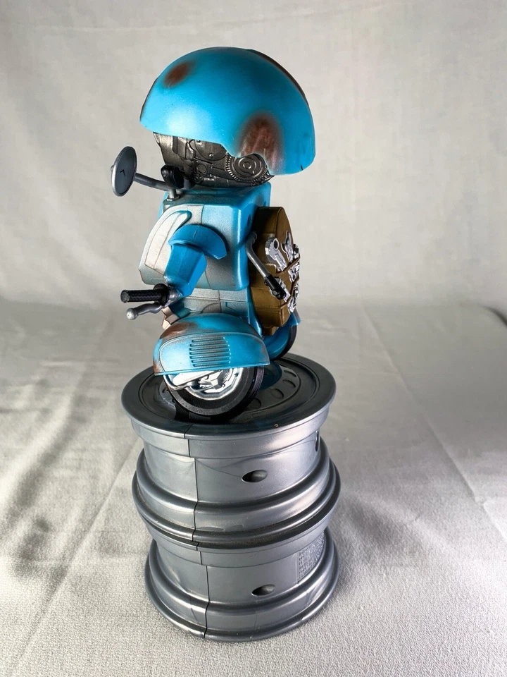 Transformers The Last Knight Dancing Sqweeks Autobot Music Motion Activated Toy - Image 2 of 4