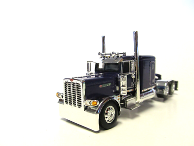 DCP 1/64 SCALE 389 PETERBILT FLAT TOP WHITE, PRIDE &amp; CLASS HOOD &amp; GRILL